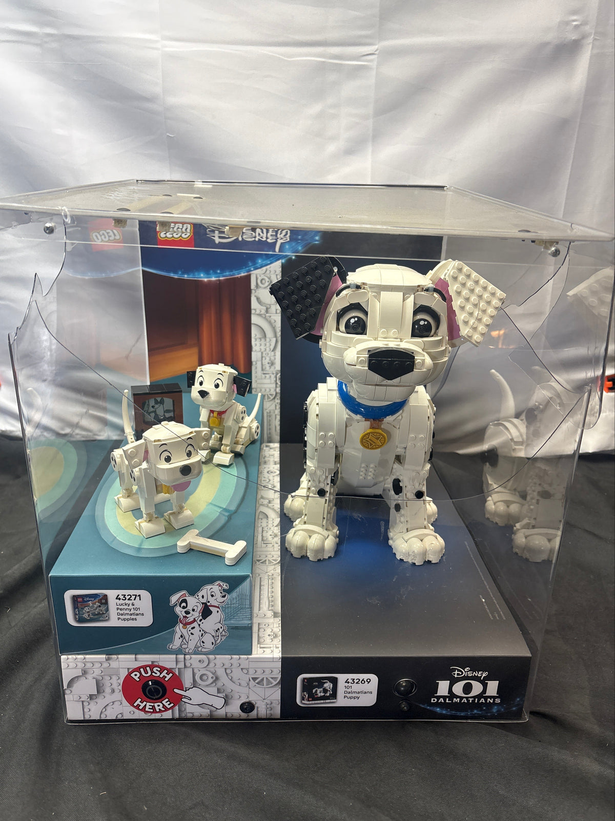 LEGO Disney 101 Dalmatians 43271 43269 Lighted Store Display *Damaged