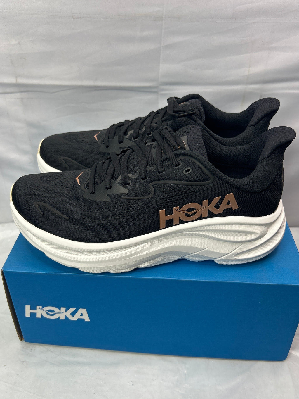 HOKA Women’s Clifton 10 BRGL Size 10.5B *New